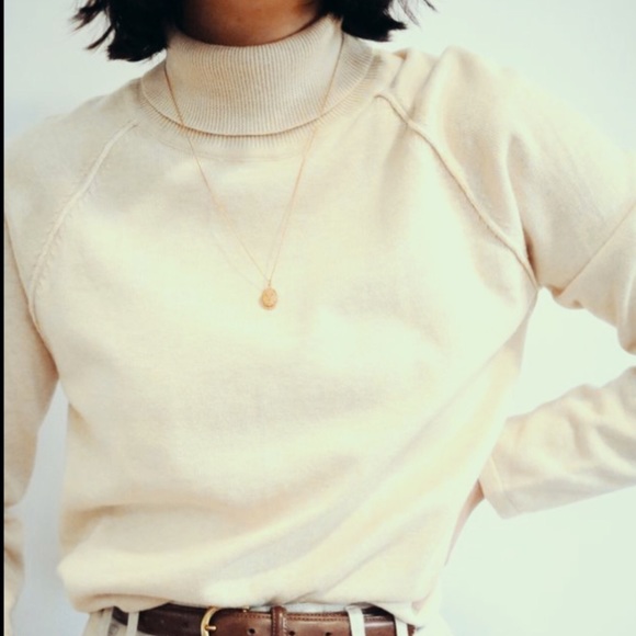 JEANNE PIERRE Sweaters - JEANNE PIERRE}• cream turtleneck sweater